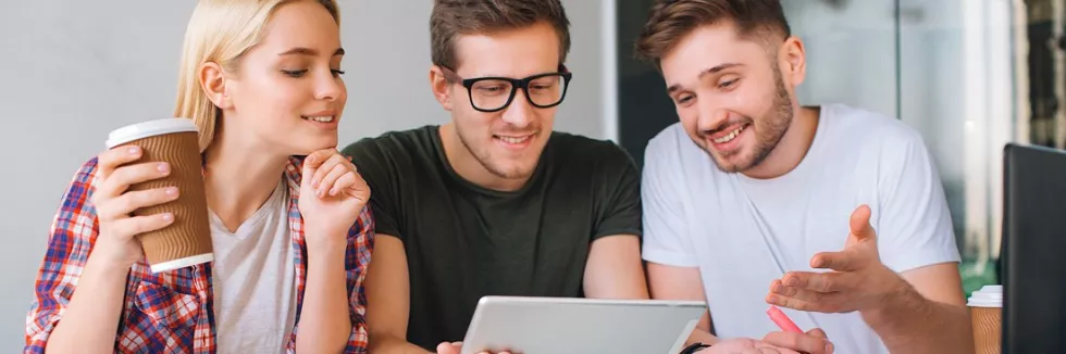 Communication-Public-Relations-and-New-Media-test-happy-and-cheerful-young-people-work-together