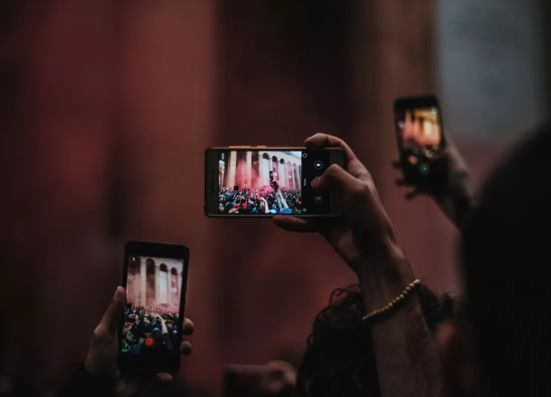 david-sarkisov-VUyb7WeQ0QA-unsplash