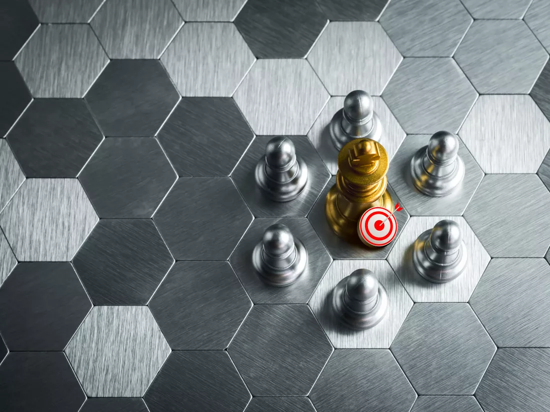 3d-target-icon-with-golden-pawn-standing-center-group-silver-pawn-chess-pieces-hexagon-pattern-background-with-space-leadership-goal-partnership-influencer-business-strategy-concepts